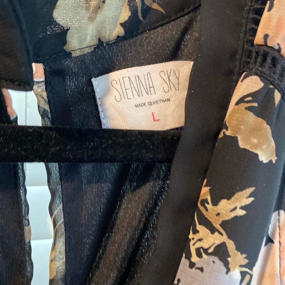 Beautiful Sienna Sky Floral Dress